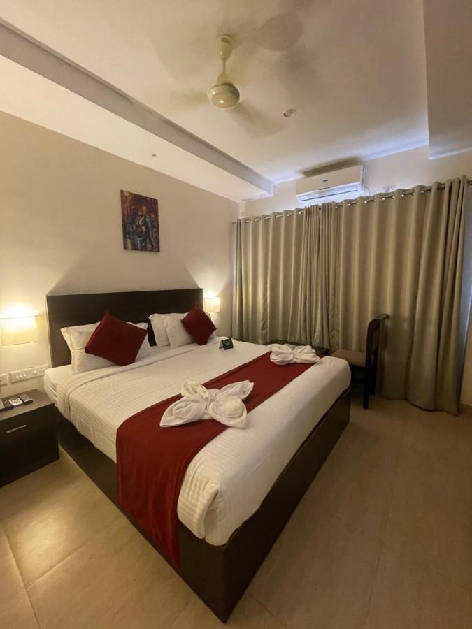 Hotel Yamuna Adur Exterior foto