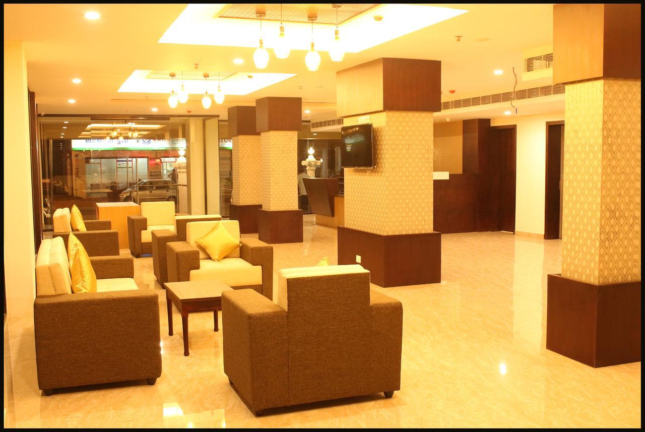 Hotel Yamuna Adur Exterior foto